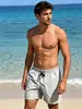 2026 Novo Estilo Europeu e Americano Secagem Rápida Calças de Praia Masculinas Cor Sólida Alta Elasticidade Bermudas Casuais de Natação Shorts Esportivos de Verão Masculinos