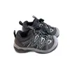 Zapatos de niña 2026 otoño nuevos zapatillas estilo coreano zapatos casuales para niños zapatos para exteriores de senderismo para estudiantes zapatos de papá para niñas