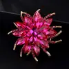 Broche sentido senior nicho caliente vidrio rhinestone aleación coreana corsage cristal de alta calidad accesorios para abrigo al por mayor