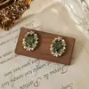 Reino Secreto Floreciente Estilo Bosque Retro Flor de Gema Verde Oliva Collar Pendiente Set de Lujo Ligero de Alta Gama para Mujer