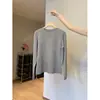 Camiseta básica azul claro con dobladillo enrollado para mujer, otoño e invierno 2026, top interior de punto redondo, suéter de punto suave y esponjoso