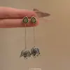 Uma Cortina de Alegria ~ Brincos de Lã Vermelha Estilo Étnico Retrô para Mulheres, Brincos de Design Exagerado de Nicho, Brincos Únicos