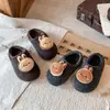 Pantuflas de Algodón Lindas de Dibujos Animados para Niñas Zapatos de Casa para Bebé Invierno Niños Suela Suave Antideslizante Felpa Adicional Calientes Zapatos de Algodón Felpudos