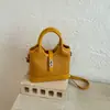 Elegante Bolso de Mano Xiaomi para Mujer Verano 2026 Nuevo Textura Tejida Nicho Bolso de Hombro Cruzado Bolso de Moda para el Trabajo