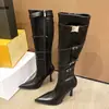 Botas altas de tacón alto con punta estilo coreano 2026 nuevas para mujer, botas ajustadas de cuero con hebilla, adelgazantes para personas bajas, botas largas marrones para mujer
