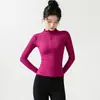 Jaqueta fitness de corte tridimensional de secagem rápida com gola alta, zíper completo, mangas compridas, corte justo, adequada para corrida, treino e yoga