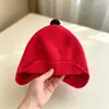 Chapéu infantil para outono e inverno, quente e grosso, à prova de vento, chapéu para proteger as orelhas para meninas, chapéu de malha à prova de vento estilo coreano para viagem com estampa floral