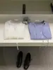 Liquidação, Sem Devoluções ou Trocas, Design Xadrez Estilo Retro Coreano, Camisa de Manga Curta com Amarração na Cintura Emagrecedora Decote V W9723