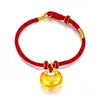 Pulsera de Hilo Rojo con Amuleto de la Suerte Pequeño de Oro Puro 999, Tejida a Mano con la Palabra '' y Cierre de Seguridad, Venta al por Mayor para Fuentes de Transmisión en Vivo