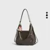 Bolsa Retro de Alta Qualidade e Grande Capacidade para Mulheres, Nova Mochila e Bolsa de Ombro para o Outono e Verão