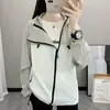 Ropa de Protección Solar para Mujer 2025 Nuevo Verano Parche de Protección UV Chaqueta Solar Patchwork para Mujeres Petites, Abrigo Transpirable con Capucha para la Piel