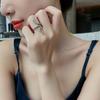 Anillo de diseño con forma de serpiente, diseño de nicho femenino, sentido de personalidad, viento frío, anillo de dedo índice abierto, luz de lujo, celebridad de Internet, moda ins