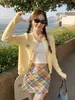 Cardigan super popular de outono 2026 com regata, jaqueta de tricô para mulheres, novo suéter para outono e inverno, top estilo coreano, amarelo