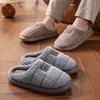 Pantuflas de Algodón para Hombre Tallas Grandes Hombres Invierno Estilo Nuevo Interior Hogar Suela Gruesa Antideslizante Con Terciopelo Cálido Pantuflas Invierno
