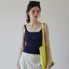 Traje sexy estilo francês: camisola azul marinho para mulheres, top de verão justo com retalhos de renda e lindo design nas costas, top interno sem mangas