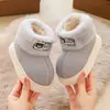 Sapatos de algodão de inverno para crianças, sapatos de algodão com laço para meninos, pantufas quentes e antiderrapantes para ambientes internos para bebês