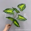Hoja de Taro Planta Verde Decoración de Pared Sala de Estar Fondo Interior Pared de Flores Césped Artificial Verde Hoja de Monstera