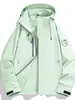 Mismo estilo que la familia Luo pareja capa única a prueba de viento impermeable para exteriores ropa deportiva de primavera casual para montañismo logo personalizado