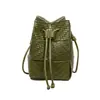 Bolsa de balde tecida em retalhos de nicho da moda, bolsa de telefone de viagem super popular e leve, bolsa de ombro e transversal da moda