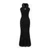 Elegante vestido de encaje estilo francés con escote en V y tirantes halter para mujer, nuevo modelo 2026, sexy y seductor, entallado a la cintura, adelgazante, ajustado al cuerpo, largo