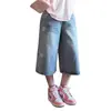 Jeans cropped estilo americano con bordado de mariposas para mujer, nuevo modelo verano 2026, shorts de corte holgado de longitud media para personas petite