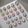Joyería de uñas con diamantes de pila blanca, destello transparente, corazón de melocotón torcido, cuadrado gordo, ángulo recto, caramelo de roca, juego de manos, perla, arte de uñas, bola de diamante