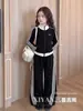Conjunto de Ropa de Otoño para Niñas 2026 Nuevo Súper Popular Conjunto Deportivo de Dos Piezas para Niñas Chaqueta de Streetwear Elegante y Moderna para Niños