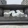 Escultura de cinta de acero inoxidable personalizada, cinta metálica abstracta espejo, forma de espiral irregular, pieza decorativa para oficinas de ventas, fuentes y jardines