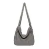 Bolso Bandolera Nueva Moda Textura Simple Casual Gran Capacidad Bolso de Hombro Único para la Axila Bolso Tote de Invierno para Mujer