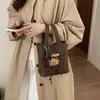 Bolsa Cesta Estilo Nicho de Luxo com Padrão Lichia Nova Bolsa de Mão de Luxo Elegante Bolsa Saco para Trabalhadores do Escritório Mulheres