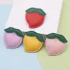 Llavero Colgante de Fruta Melocotón Lindo de Cuero PU de Dibujos Animados Muñeca de Peluche Creativa Encanto para Bolso Venta al por Mayor