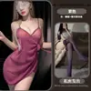 Lencería estilo discoteca, ropa de dormir morada sexy, bata transparente, un conjunto seductor que se desliza con un tirón, brillante y seductor, el uniforme de una chica sexy