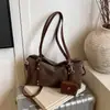 Bolso de hombro retro con acabado mate para mujer, nuevo estilo 2026, versátil para ir al trabajo, bolso bandolera de moda, bolso elegante para debajo del brazo, bolso baguette con un toque de alta gama