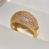 Explosões amazônicas europeias e americanas Anel de gipsófila de luxo Diamante completo Zircão Cobre Prata banhada a ouro Moda feminina Primeira joalheria
