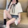 Camiseta Feminina de Verão de Manga Curta Nova para Estudantes Estilo Ocidental Senso de Design Solta Combina com Tudo Redutora de Idade Gola Polo Manga Curta Top para Mulheres