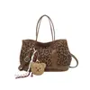 Bolso de Mano de Gamuza con Estampado de Leopardo Mate de Nicho a la Moda, Bolso Cruzado Pequeño Cuadrado Versátil para la Nueva Temporada de Otoño e Invierno, Bolso de Concha para Mujer