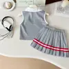 Conjunto de Verano Estilo Coreano con Dibujos para Niña Pequeña, Modelo Nuevo 2026, Elegante Conjunto de Dos Piezas con Camisa Polo sin Mangas y Falda Corta para Bebés