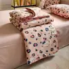 Colcha Fresca de Verão Bordada com Conchas Algodão Lavado Fio Dupla Camada Colcha de Verão Conjunto de Quatro Peças Fina Desenho Animado Lavável à Máquina Lavável Colcha de Presente