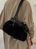 Bolsa tote de camurça com laço Yaozi 2026 outono inicial, grande capacidade, versátil, bolsa de ombro para o dia a dia, bolsa de axila