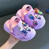Nuevos zuecos de verano de dos colores, lindos, de dibujos animados, para niños y niñas, resistentes al desgaste, transpirables, adecuados para uso en casa, zuecos a prueba de golpes para niños pequeños