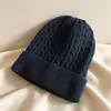 Gorro de punto de invierno europeo y americano transfronterizo para mujer, forrado de forro polar y engrosado para abrigar, gorro versátil para exteriores para adultos