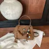 Bolso de mano platino para mujer, nuevo bolso de hombro coreano de tendencia 2026, bolso de mano de alta gama elegante de gran capacidad para el día a día