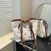 Bolsa de Praia para Férias na Beira-Mar Feminina 2025 Nova de Verão Bolsa de Ombro Trançada Grande Capacidade Bolsa Tote de Palha de Axila