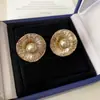 Brincos de Zircônia Dourada Café Laço Geométrico Gota d'Água Pérola Estilo Retro Francês Brincos de Tarraxa Nicho Sensação de Alto Padrão Joias para Orelha