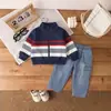 Nueva Ropa Infantil Otoño 2026: Conjunto de Chaqueta para Niños, Cardigan de Cremallera Rayado Color-Block y Pantalones, Elegante para Usar al Aire Libre