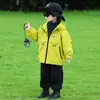 Conjunto de corta-vento de duas peças para meninos para primavera e outono, estilo coreano, jaqueta corta-vento moderna e estilosa para crianças, top legal e bonito para bebês e crianças maiores