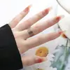 Anel Aberto com Design de Nicho Interessante Feito de Aço Inoxidável, Anel para Dedo Indicador com um Toque de Luxo Leve, Moderno e Fashion, Acessório Versátil Estilo Coreano