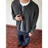 Suéter de Punto Falso Dos Piezas para Hombre Estilo Pareja Old Money Retro Cuello Redondo Cárdigan Ropa de Abrigo Otoño Invierno Fábrica Transfronteriza Venta al por Mayor