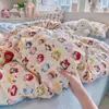 Conjunto de cama de quatro peças em gaze de algodão macio classe A, camada dupla, estilo de fronha e lençol com desenhos animados frescos, conjunto de três peças para dormitório estudantil