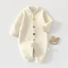 Macacão de bebê acolchoado de três camadas com mangas compridas, roupas grossas para recém-nascido engatinhar, pijamas, macacão de bebê, estilo outono e inverno